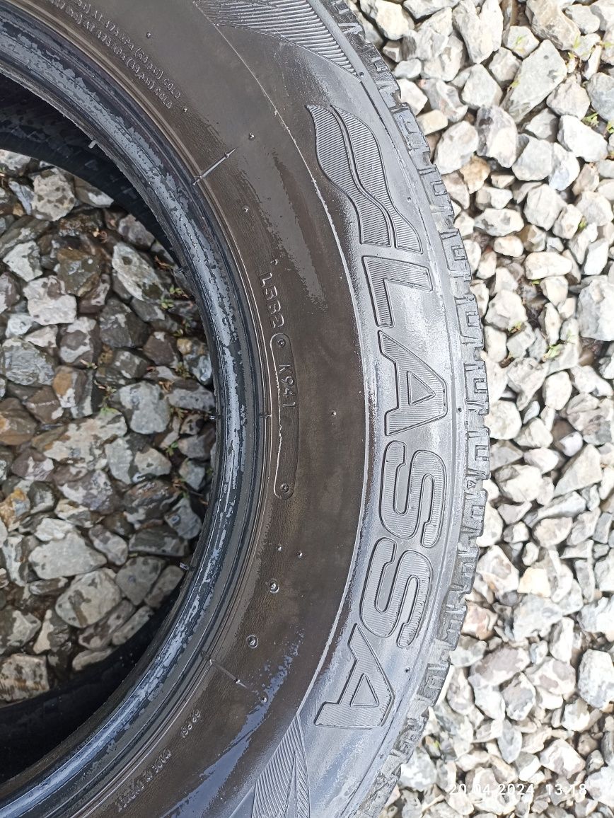 Lassa Wintus 2 225/65/R16c