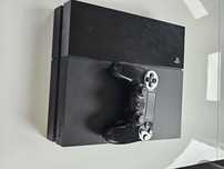 PlayStation 4 400GB +5 gier +pad
