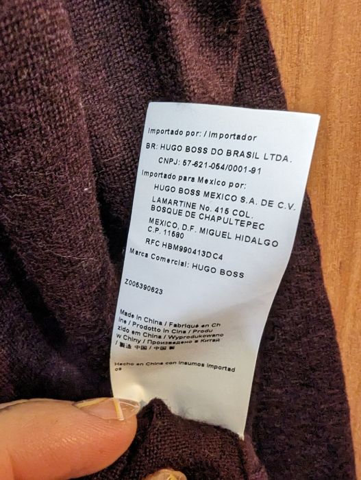 Гольф Hugo Boss жіночий темно-бордового кольору XS 100% вовна