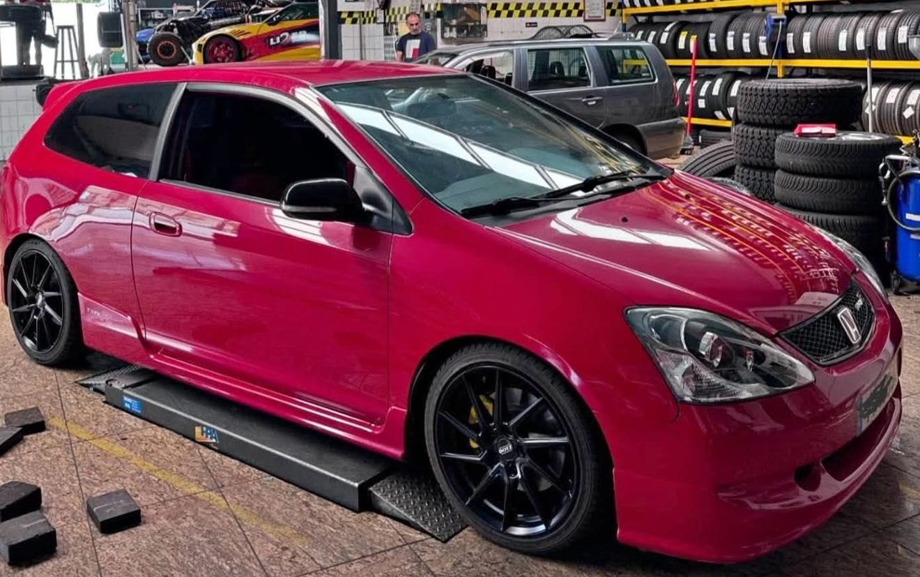 Honda civic type R ep3 k20 2004