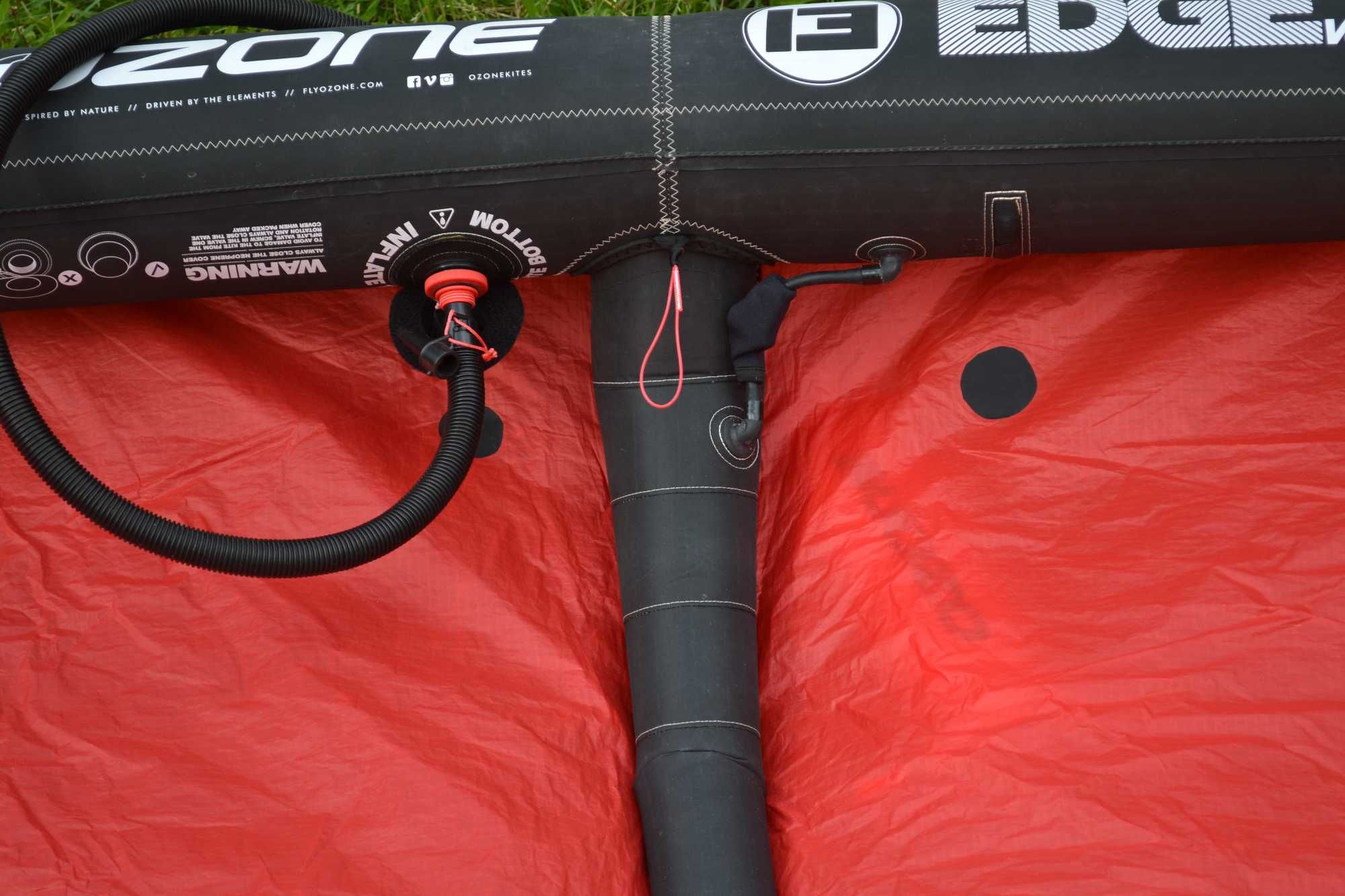 Latawiec Ozone Edge V8 13m2 + Bar
