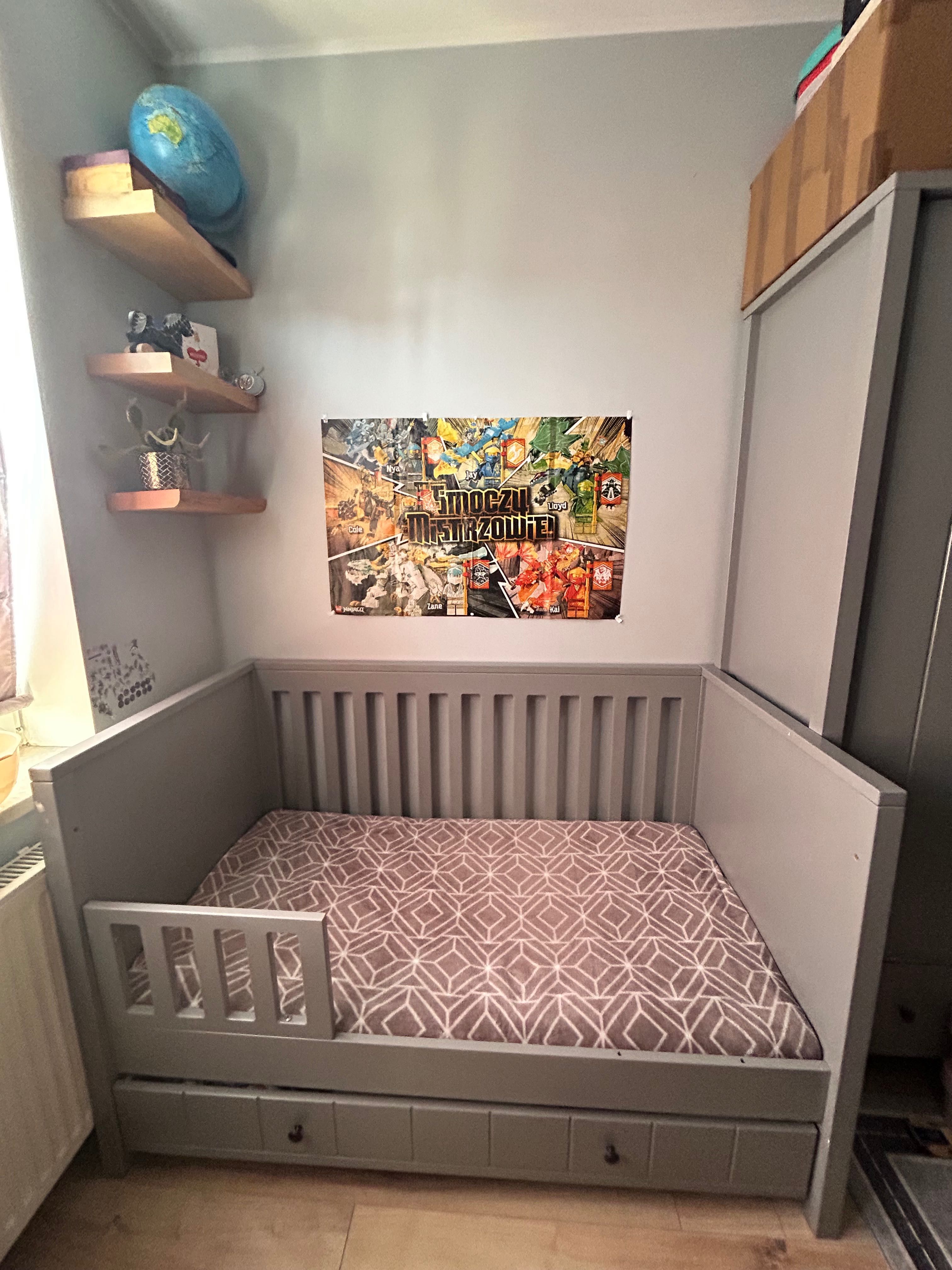 Komplet mebli dziecięcych drewno+MDF