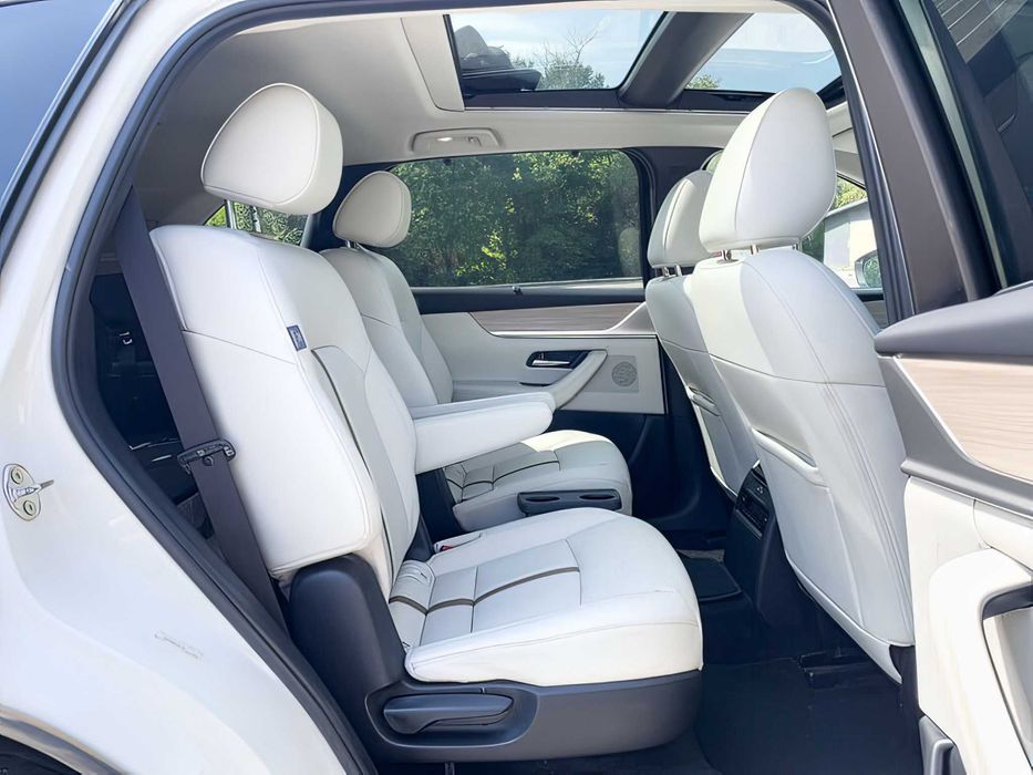 Mazda CX-90      2024