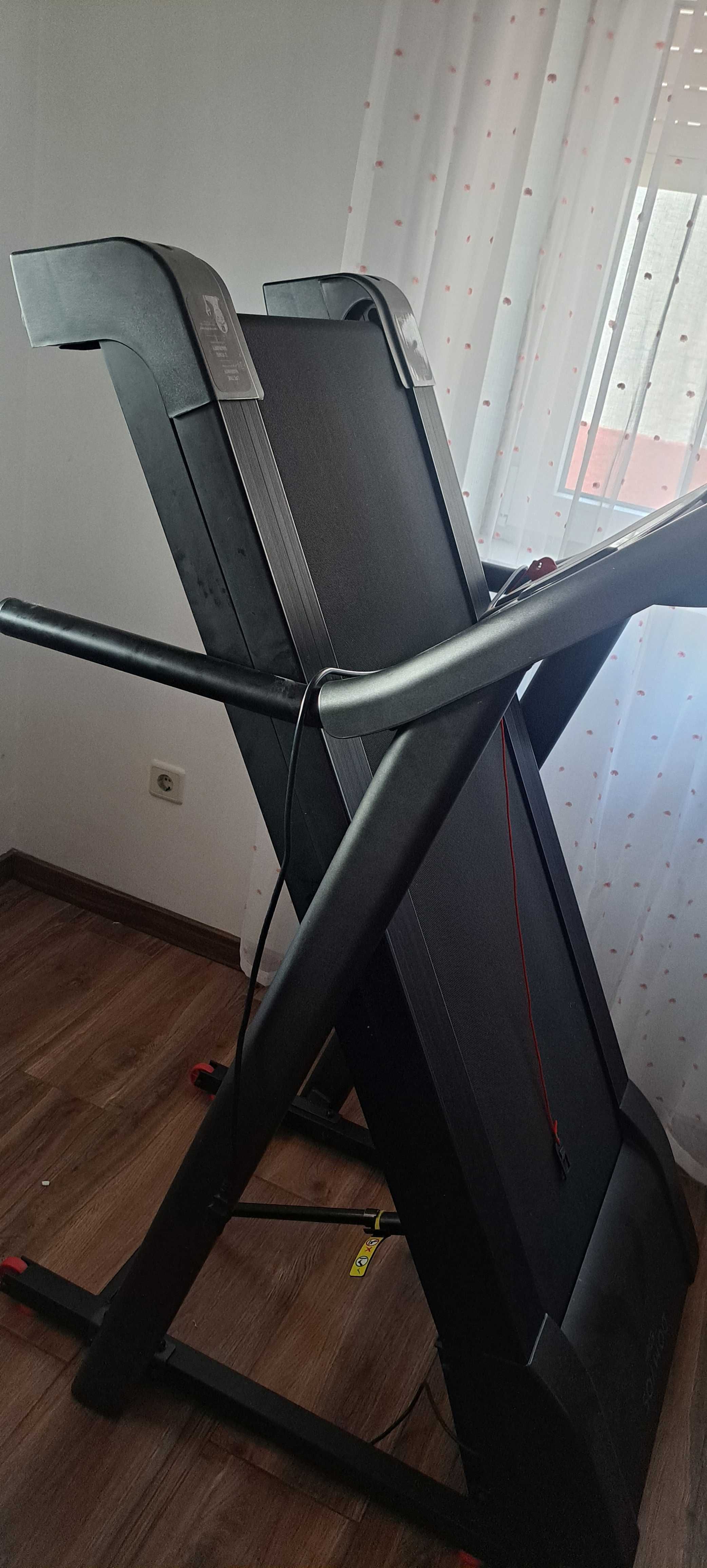 Vendo passadeira