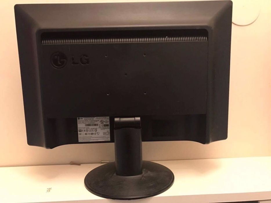 Monitor 19" LG Flatron W1934S-BN
