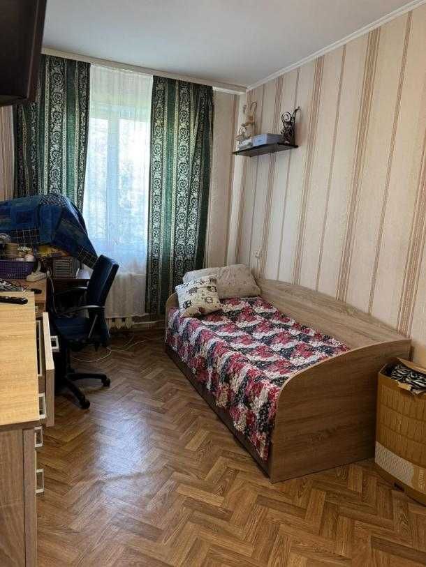 Продам 3 комнатную квартиру в районе рынка ХТЗ.