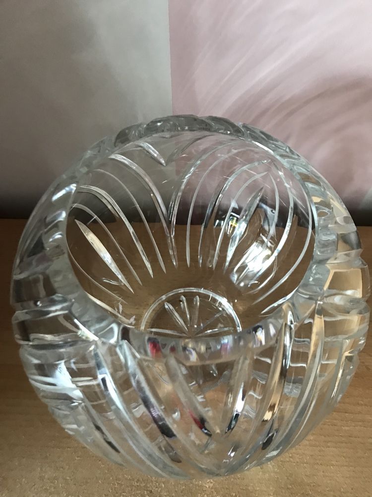 Kryształowy wazon kula kryształ