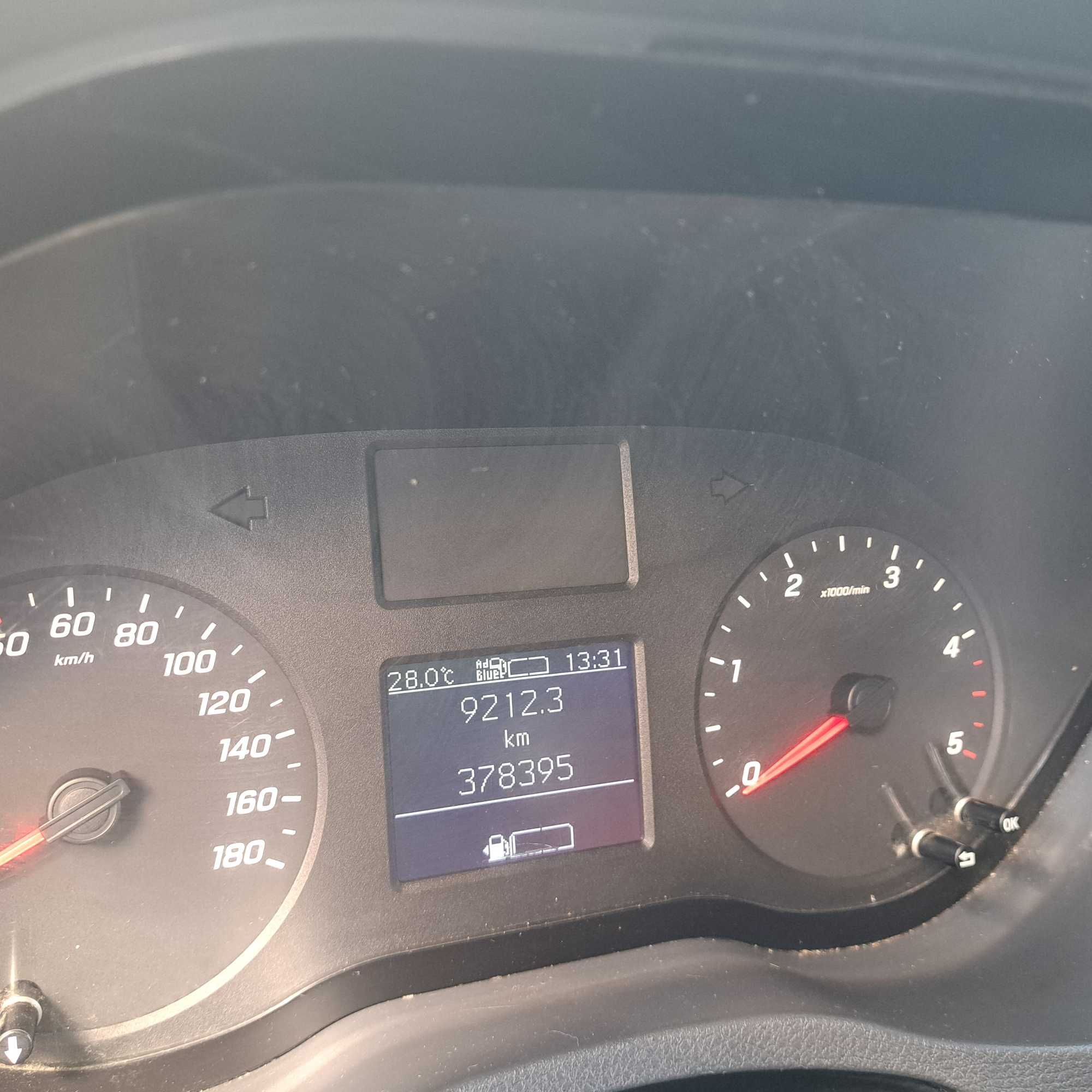 Mercedas-Benz sprinter 314 kontener izoterma W907 faktura Vat