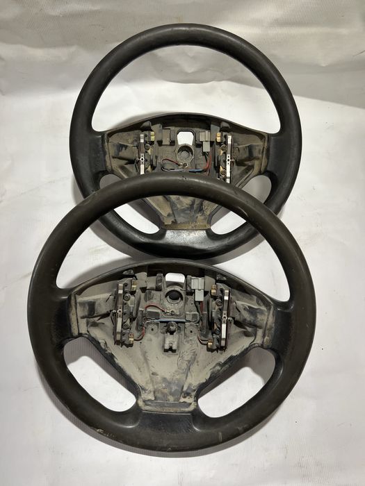 Kierownice kierownica opel vivaro renault trafic primastar 01-14