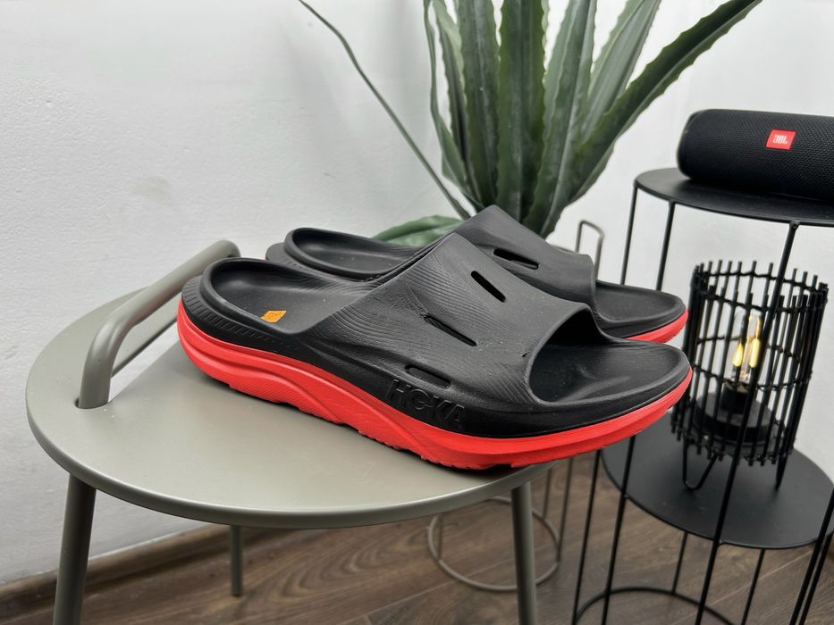 Оригінал! Тапочки шльопки вєтнамки Hoka Recovery 47 розмір MM861