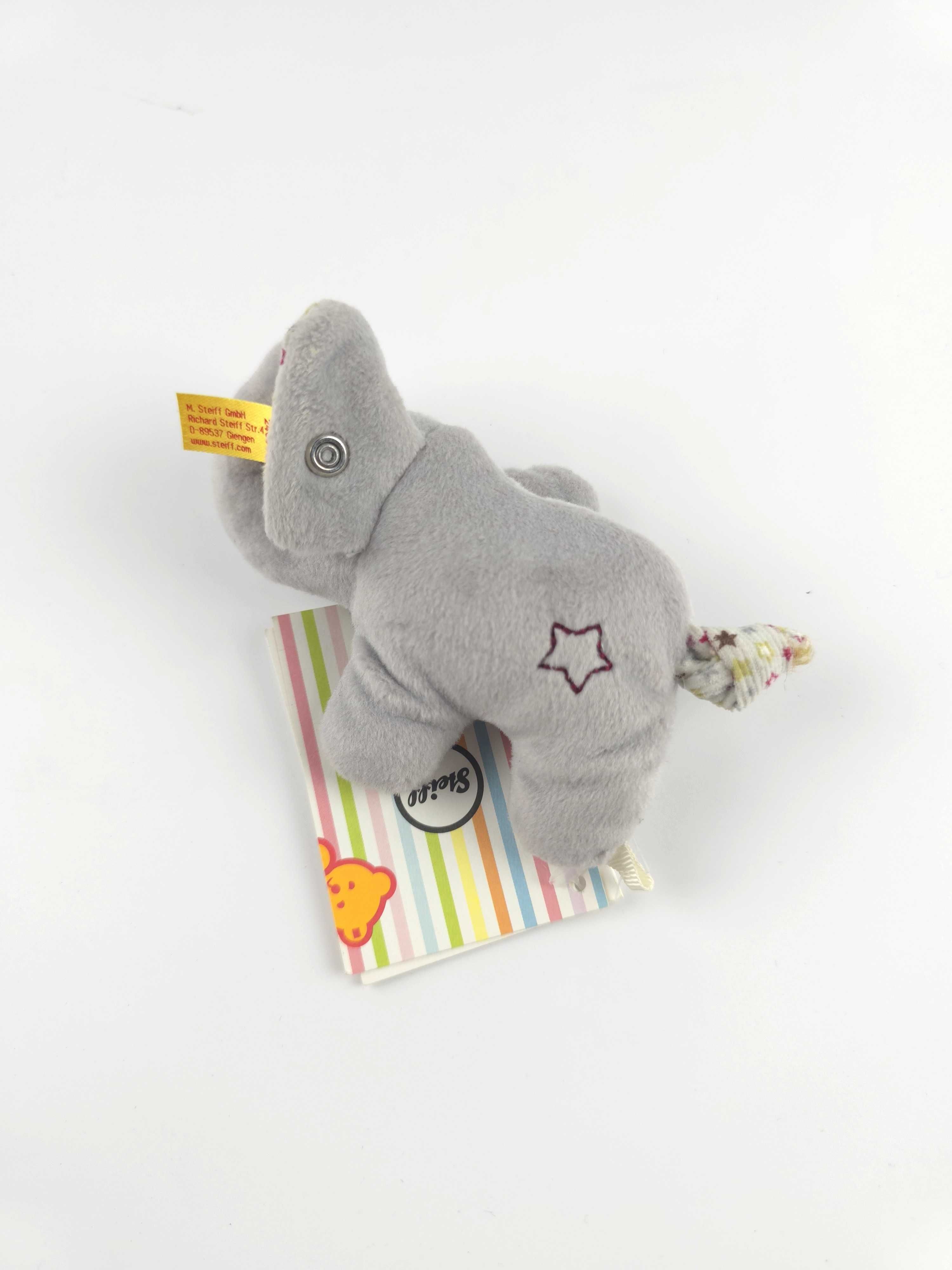 C4850 Steiff Mini szary Słonik z grzechotką 11 cm