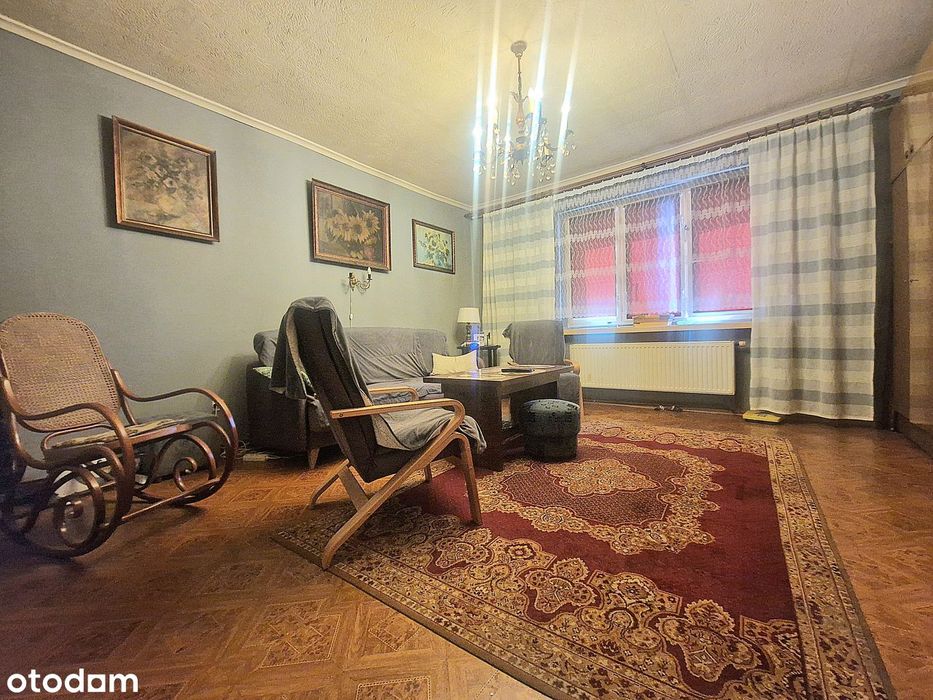 Dwupokojowe ul. Polna, 1piętro, doskonała lokalizacja, parking