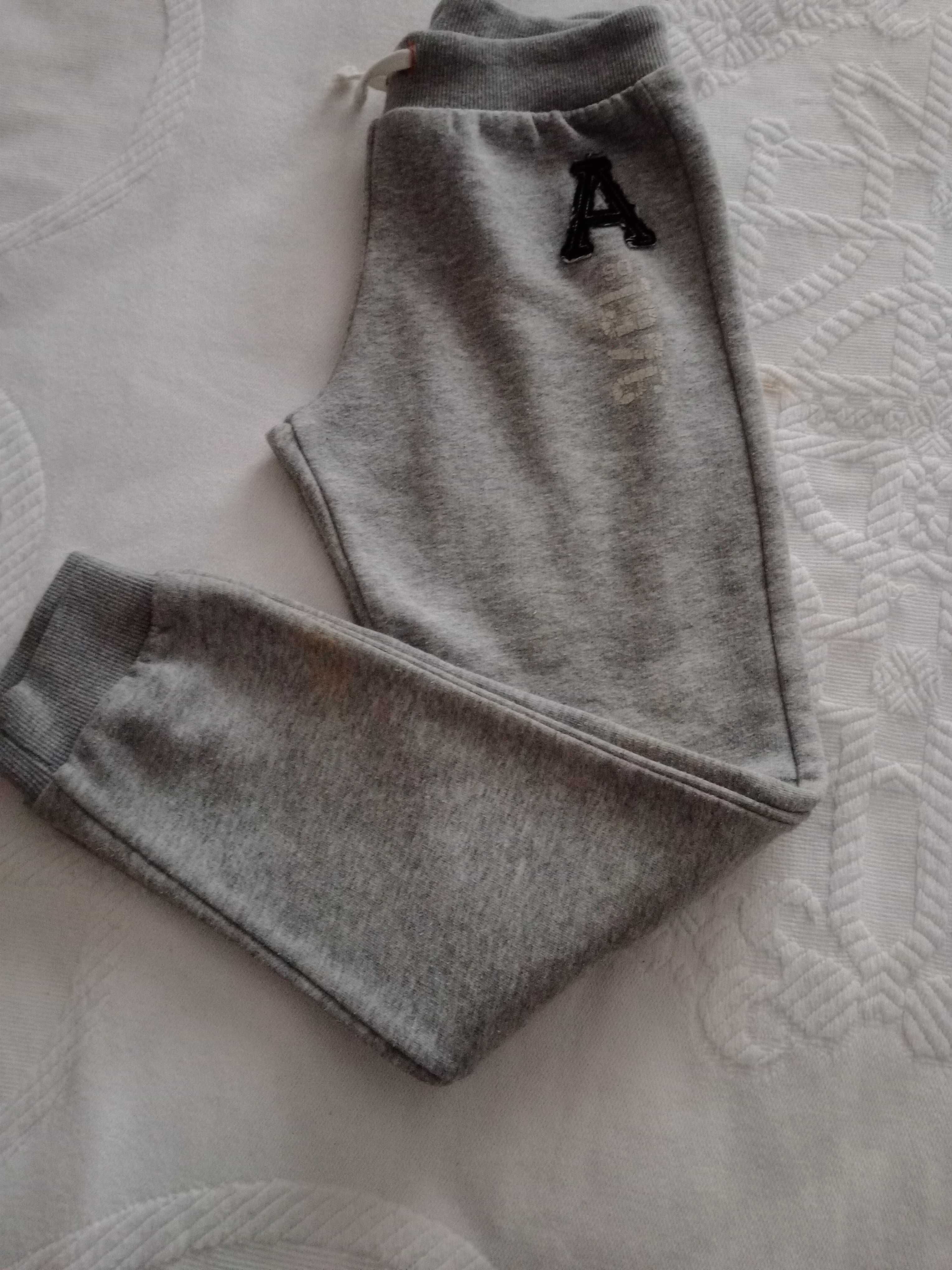 Calça fato de treino Zara tamanho 7/8 anos a 3€