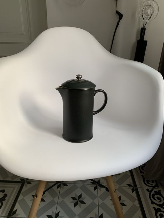Le Creuset french press kawiarka czajnik zaparzacz czarny mat kamionka