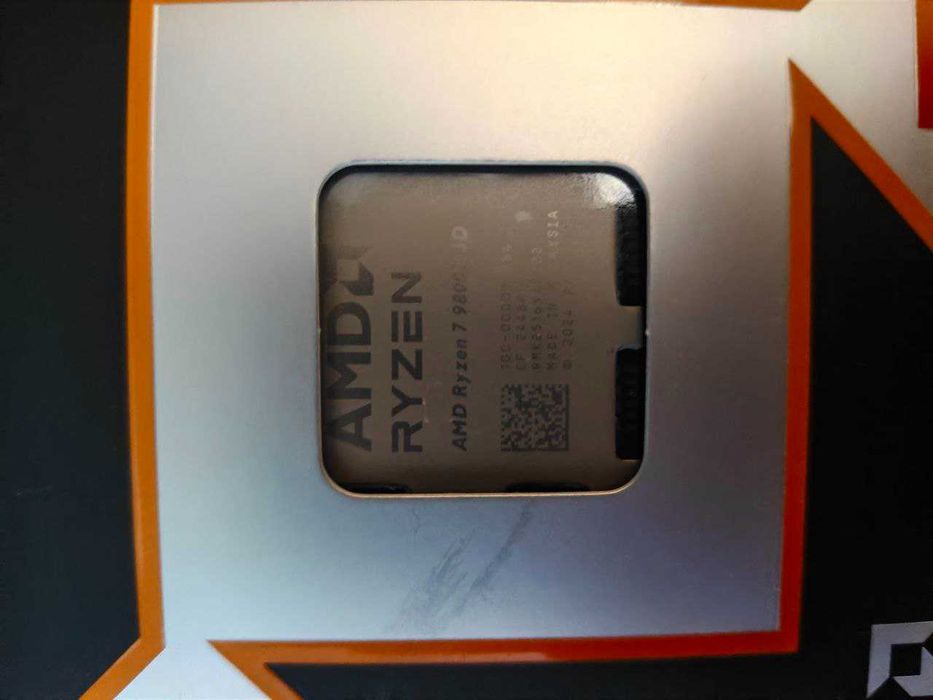 Процесор AMD Ryzen 7 9800X3D 4.7GHz/96MB