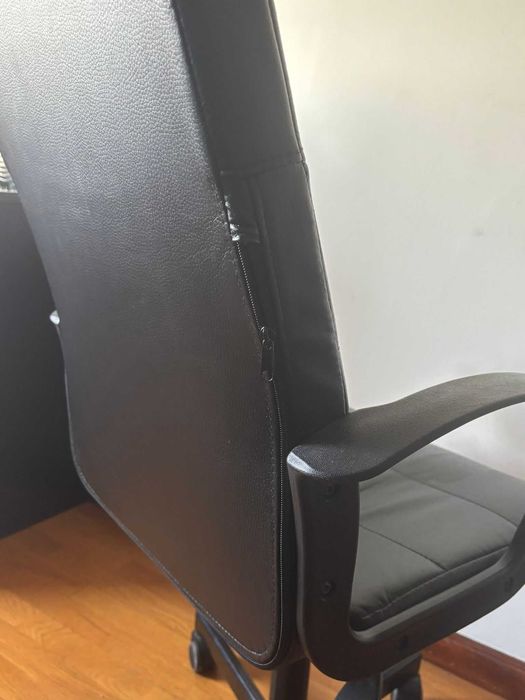 Cadeira de escritório – conforto + estilo