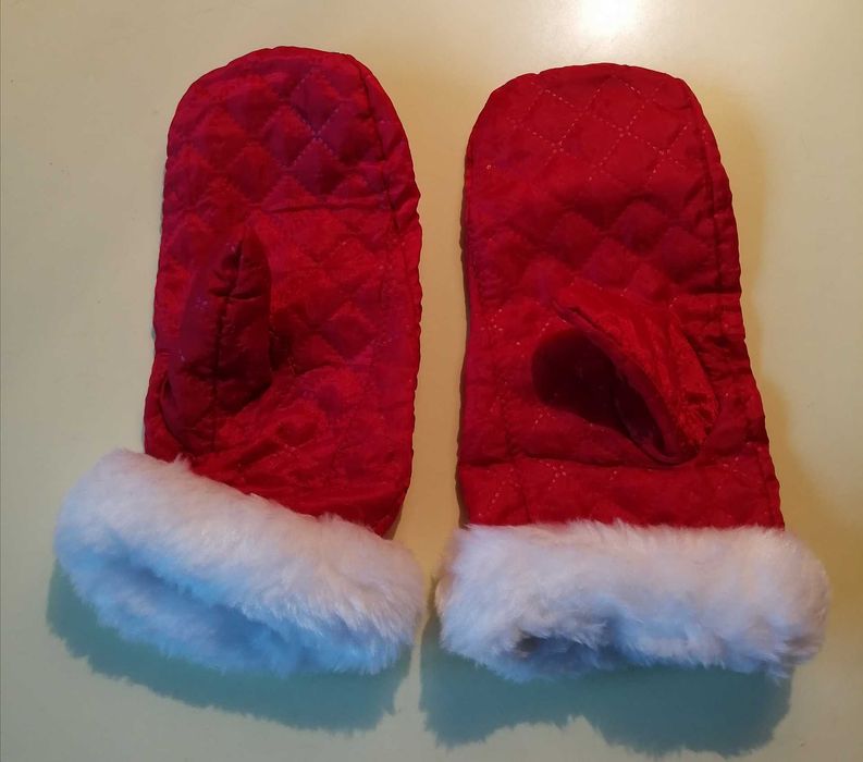 Шапка и  варежки Новогодние мужские