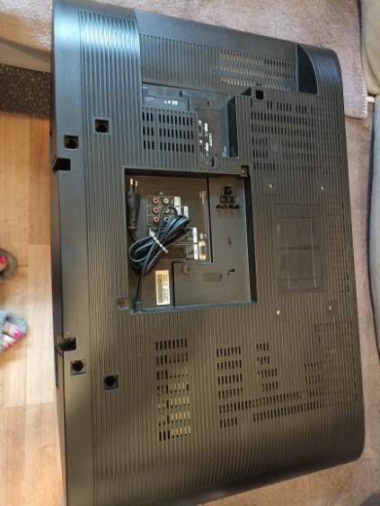 Telewizor Panasonic Viera 32 cale + dekoder, 2 piloty, HDMI
