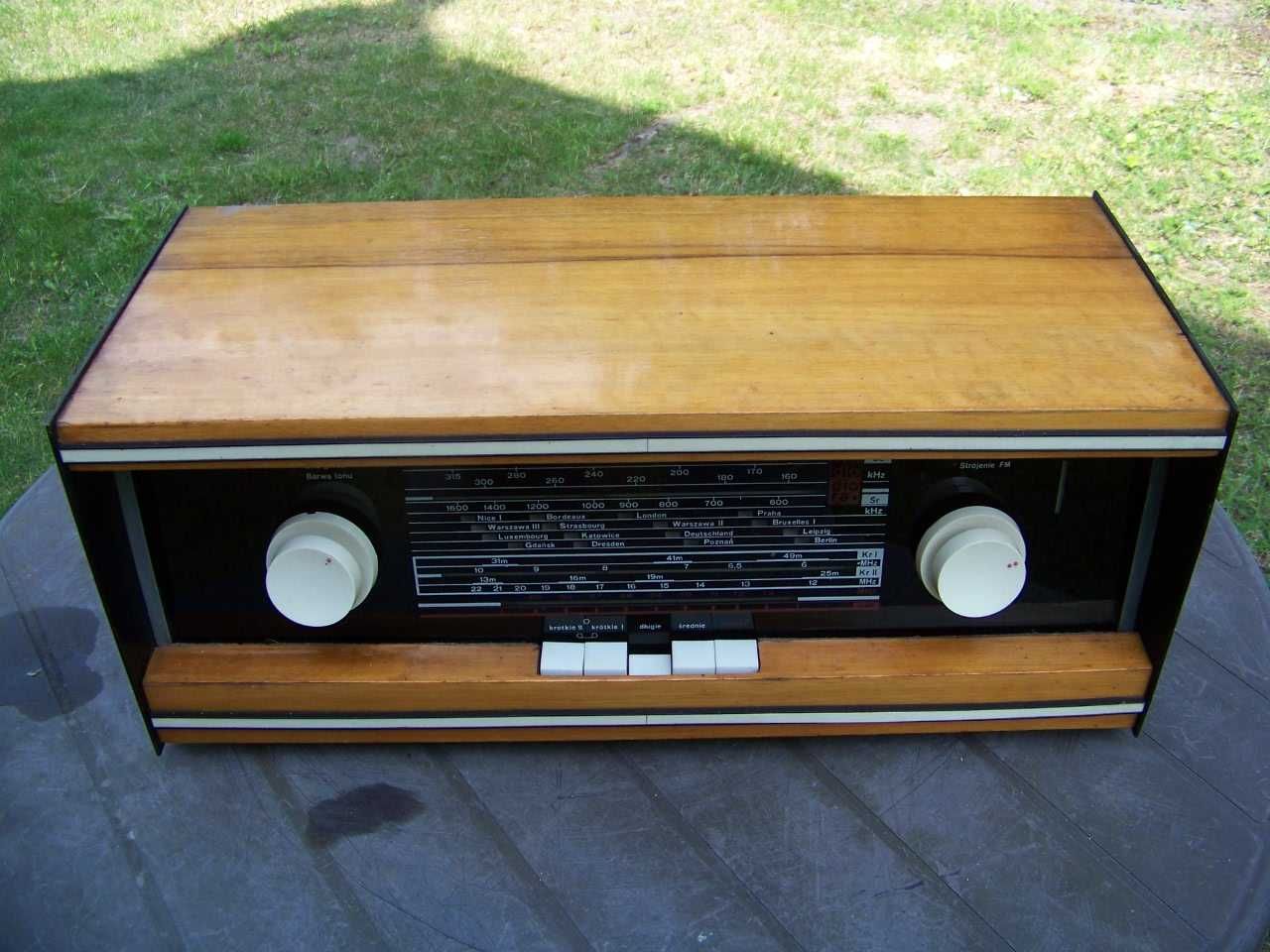 Stare radio lampowe Relax II Bardzo ładne sprawne.
