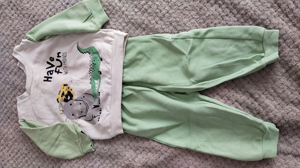 Костюми розмір 80