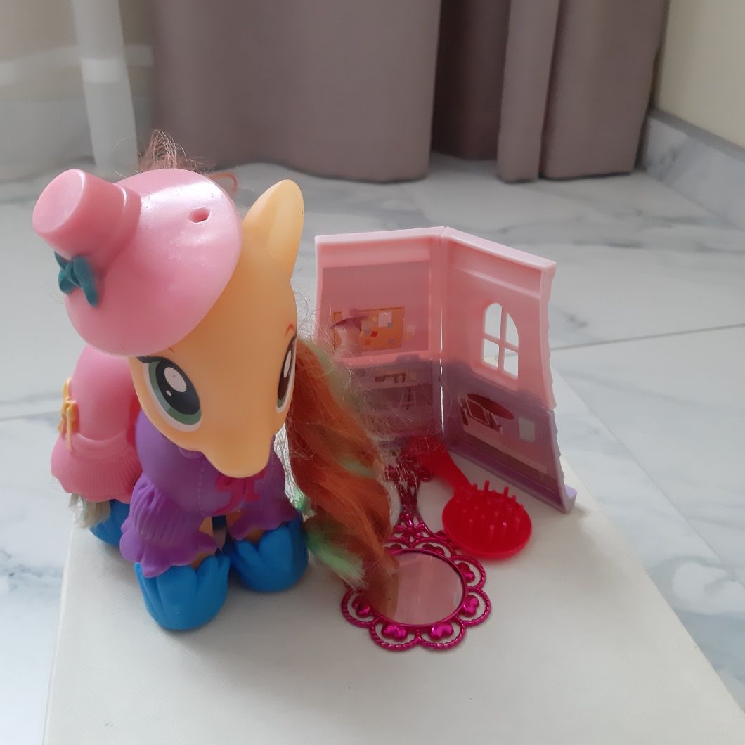 Поні My little pony, Hasbro.