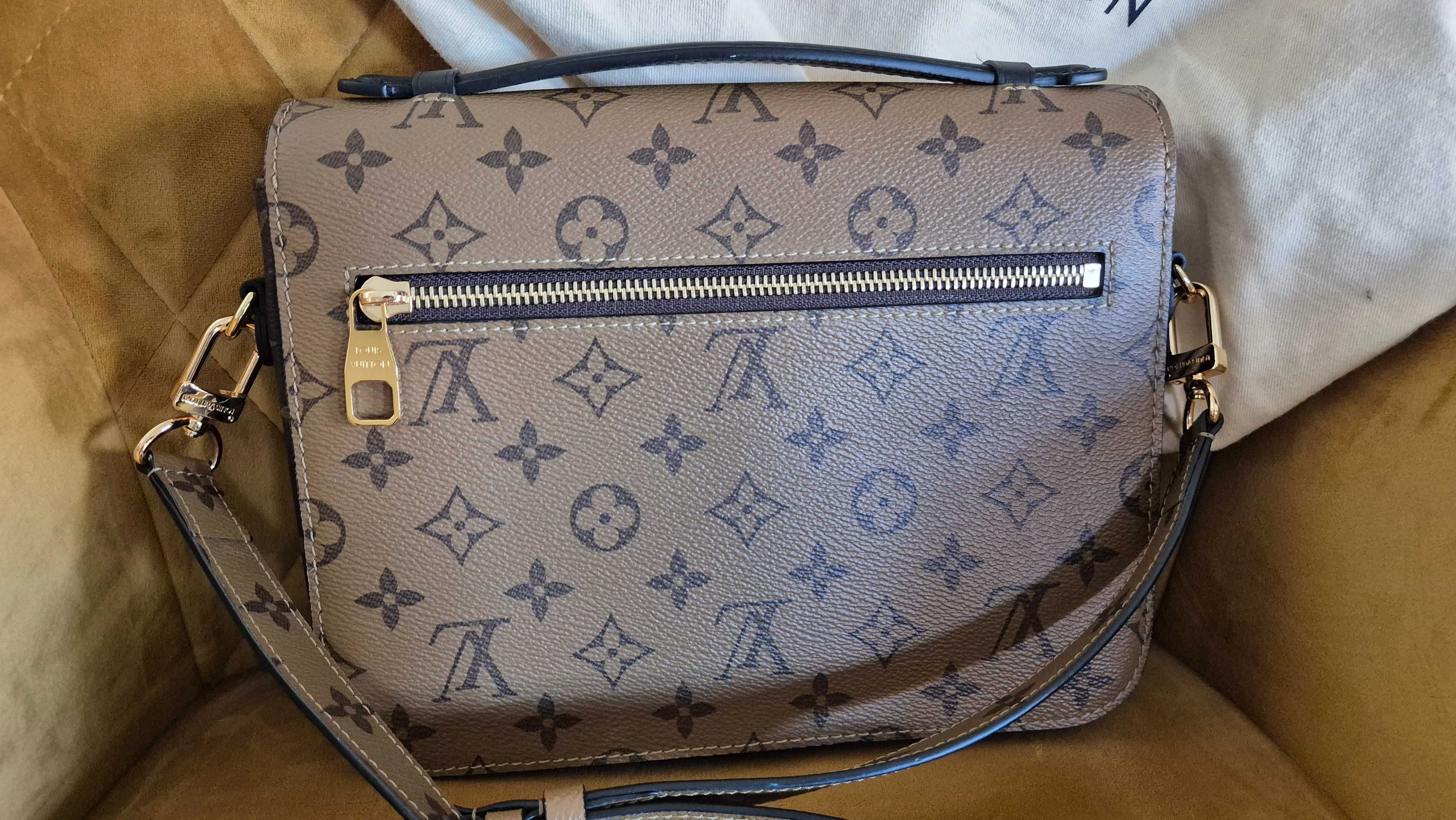 Torebka Louis Vuitton Pochette Metis Monogram Reverse