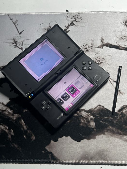 Nintendo DSI Japońska Zmodyfikowana