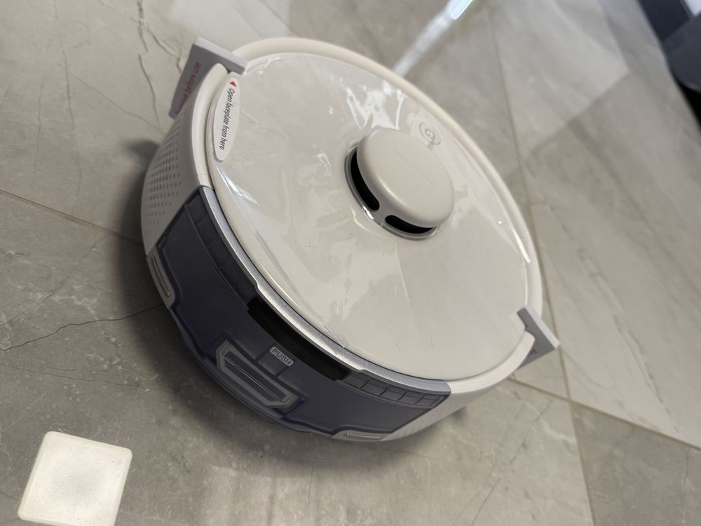 Robot sprzatajacy SwitchBot Mini Robot Vacuum K10+ PRO