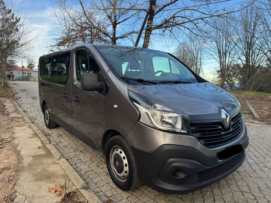 Renault Trafic XL  1.6DCi 9Lugares