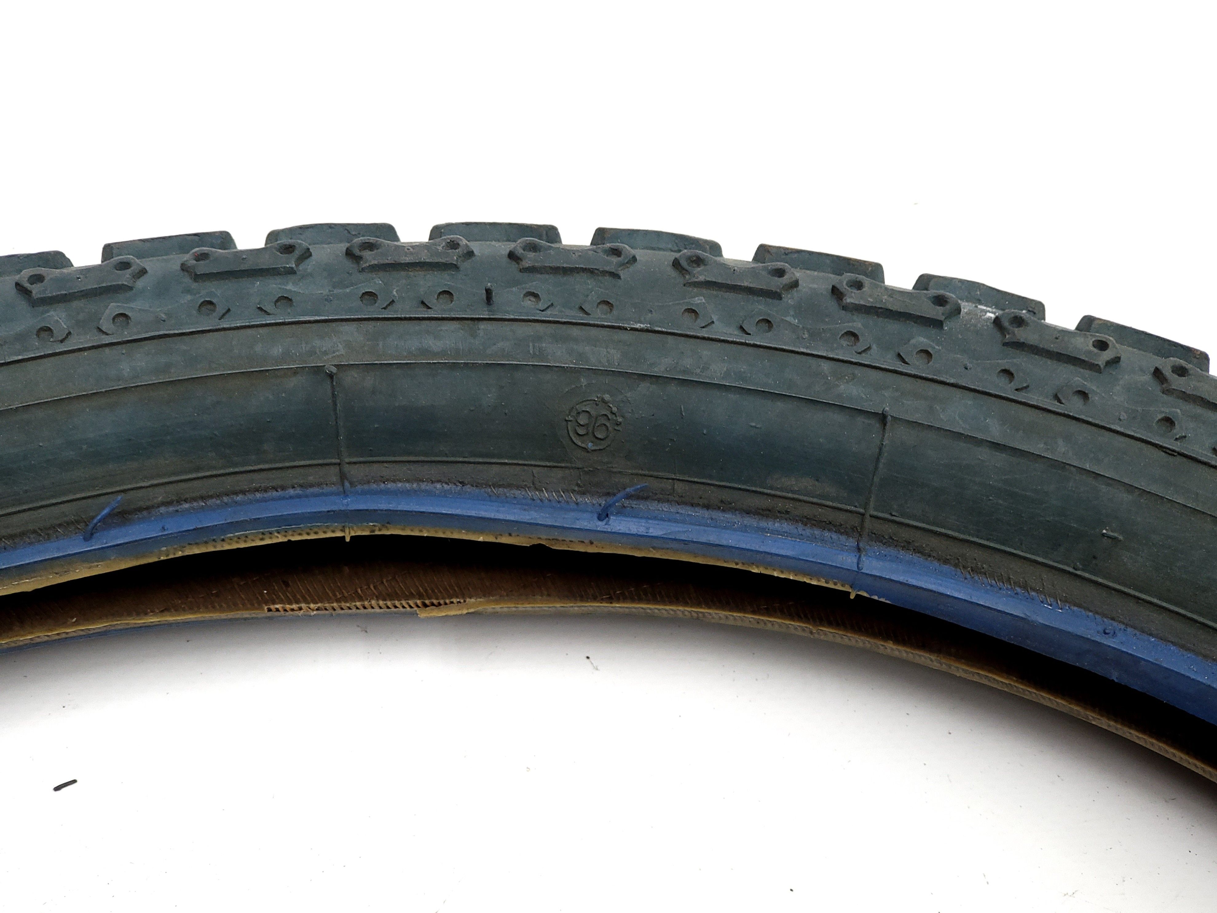 Opona Stomil Motylek 20x2,125 niebieska 1996 rok Romet BMX American