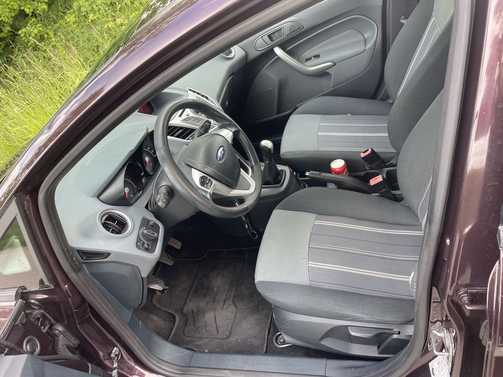 Ford Fiesta MK7 1.6 TDCi 90KM 2010r 5-drzwi klima eko miejski