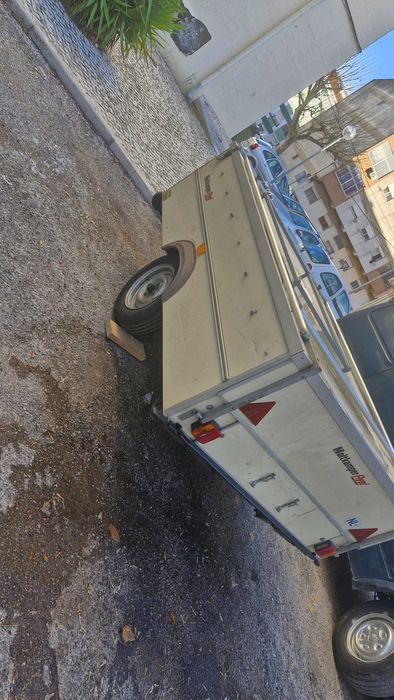 Atrelado segunda mão boas condições