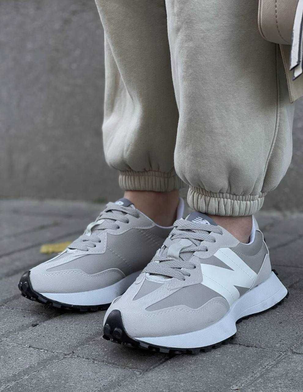 Жіночі кросівки New Balance