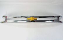 Chevrolet Silverado 1500 grill zderzaka przedniego przód 2019+