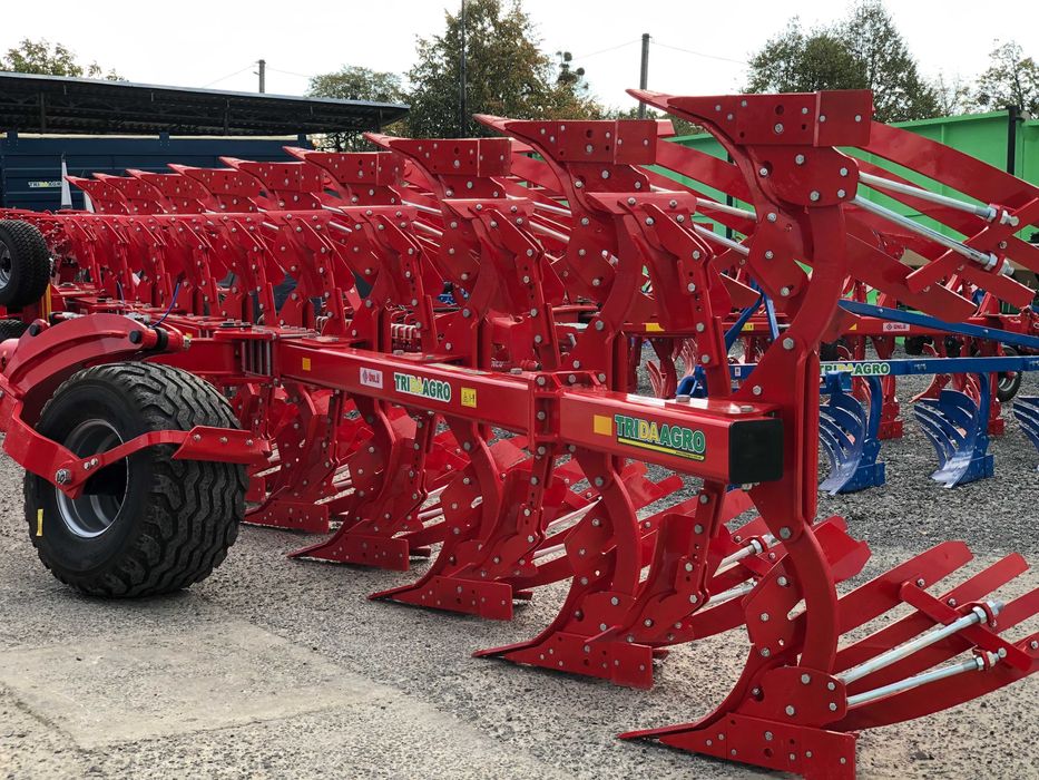 Плуг оборотний Unlu Clasa 8+1 ON LAND (2024)