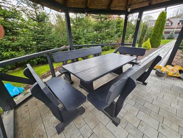 Meble ogrodowe - stół i 4 ławki