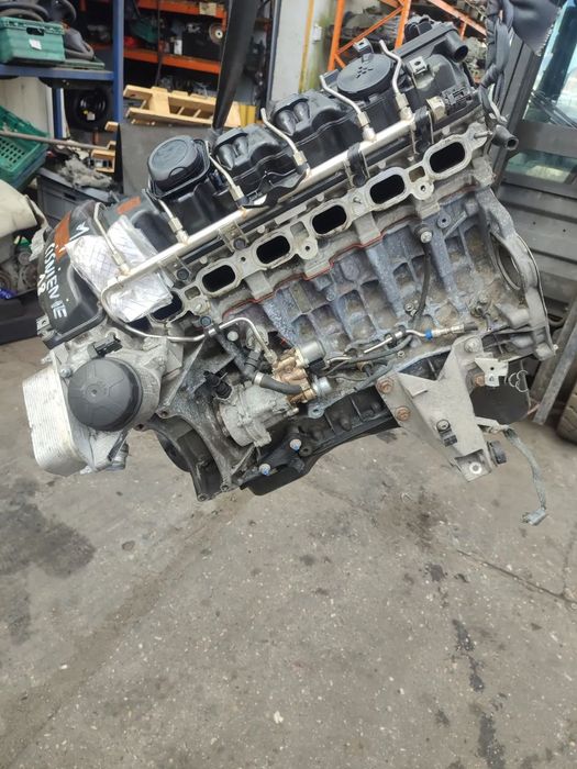 BMW 3 E91 E90 E60 E61 3.0 325i SILNIK N53B30A