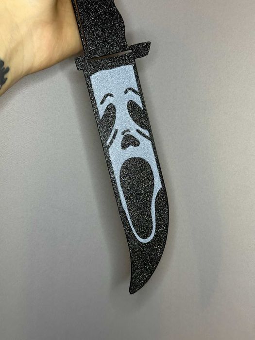 Ozdobny nóż atrapa z filmu „Scream”Krzyk”