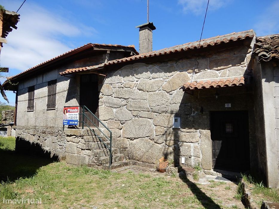 Moradia T2 para venda