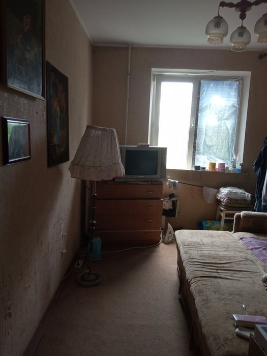 Кімната окрема для хлопця,чоловіка