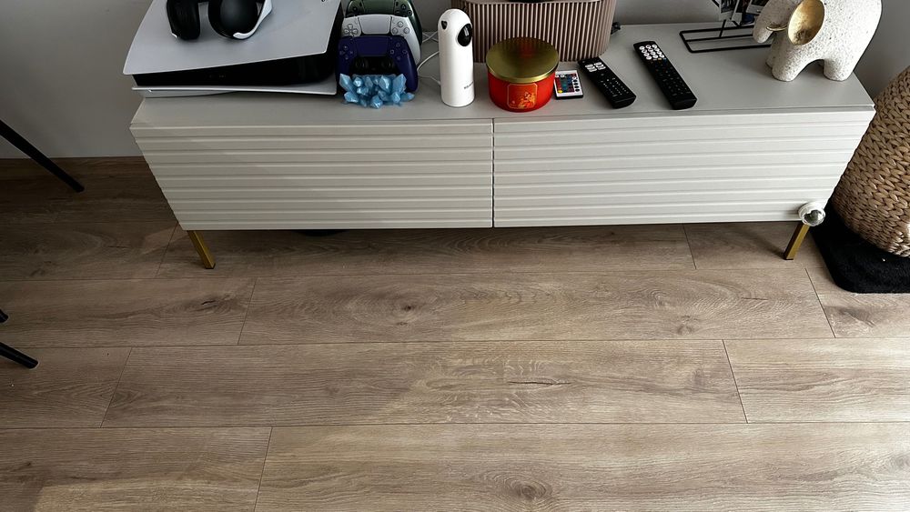 Szafka pod telewizor