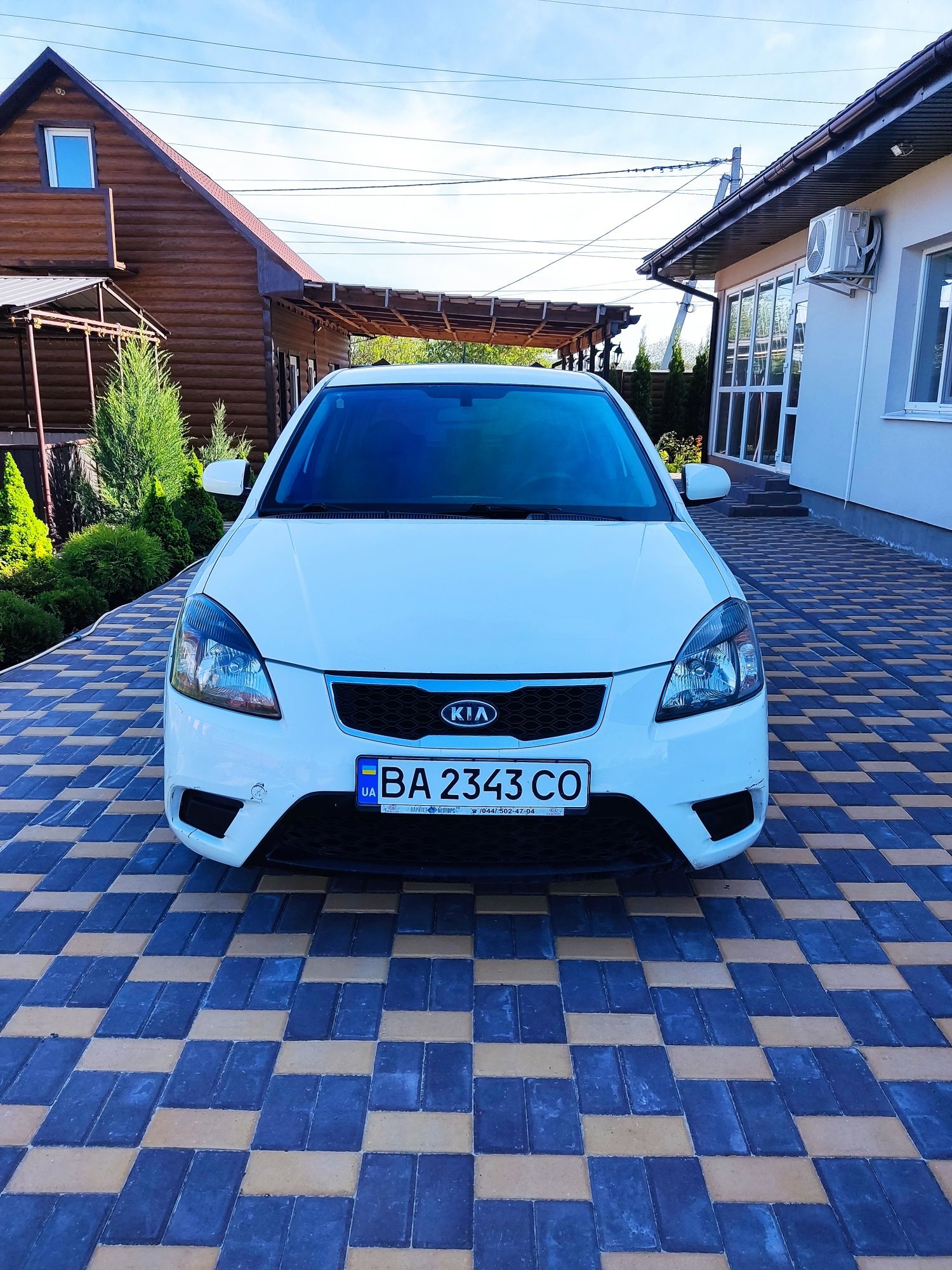 Kia Rio 2 1.4 газ/ бензин