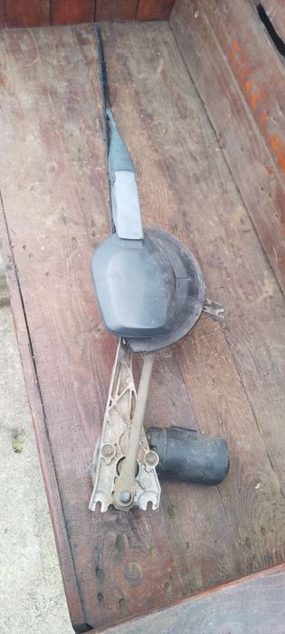 Дворник, дворнік, механізм склоочисника Mercedes Benz W124