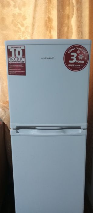 Продам холодильник