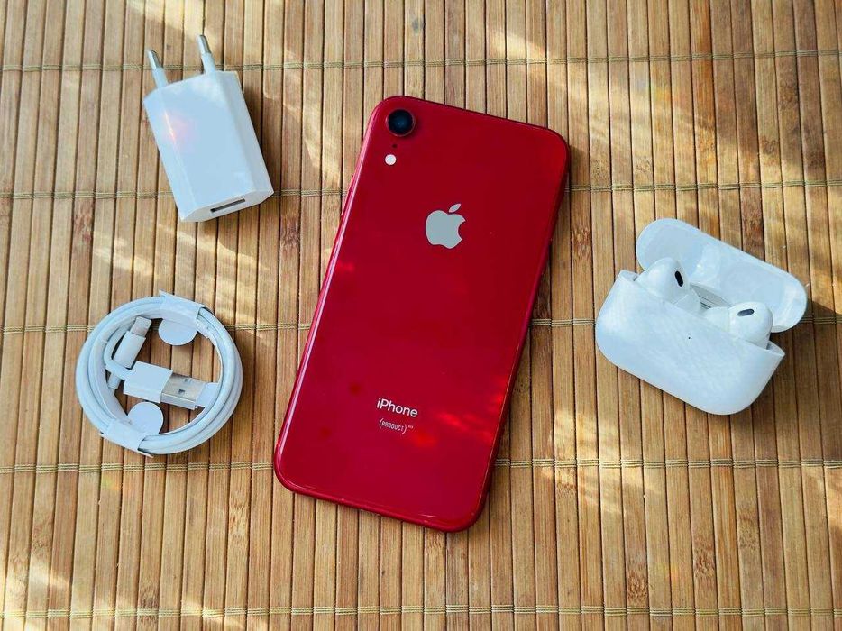 iPhone XR Product RED. Комплект
