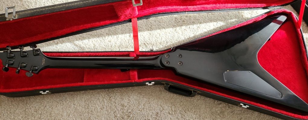 Guitarra Washburn WV16 G12 flying V pickups FENDER