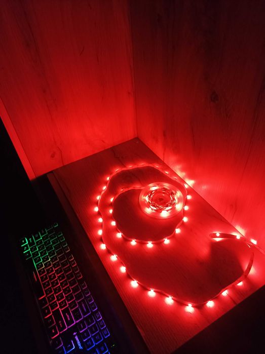 Світлодіодна стрічка 5,10,15,20 метрів USB Лента RGB 5050 30 діодів/м