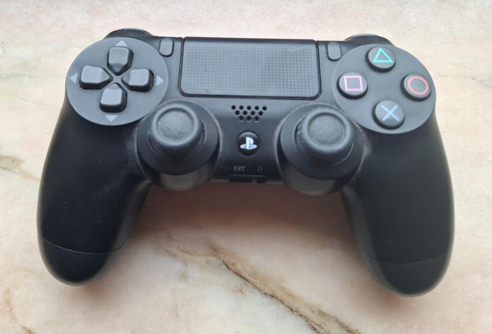 Ps4 Slim + 2 Comando