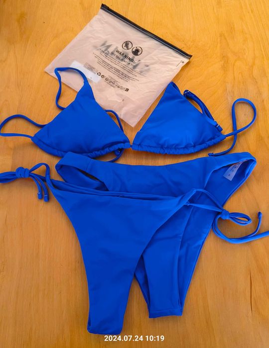 Nowy strój kąpielowy 3-częściowy rozmiar M – królewski niebieski.
