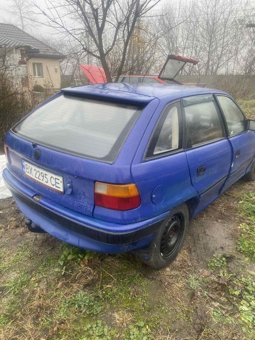 Продам Опель Астра f на ходу